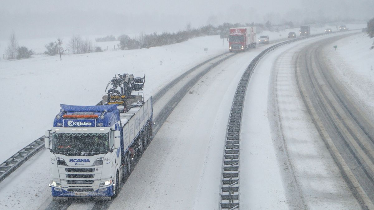 Situatie op Friese wegen verslechtert: Wolvega en Joure knelpunten