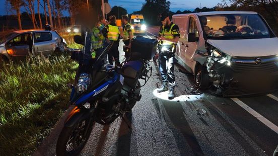 Aanrijding op N18 • wapen gevonden bij verkeerscontrole Nieuws