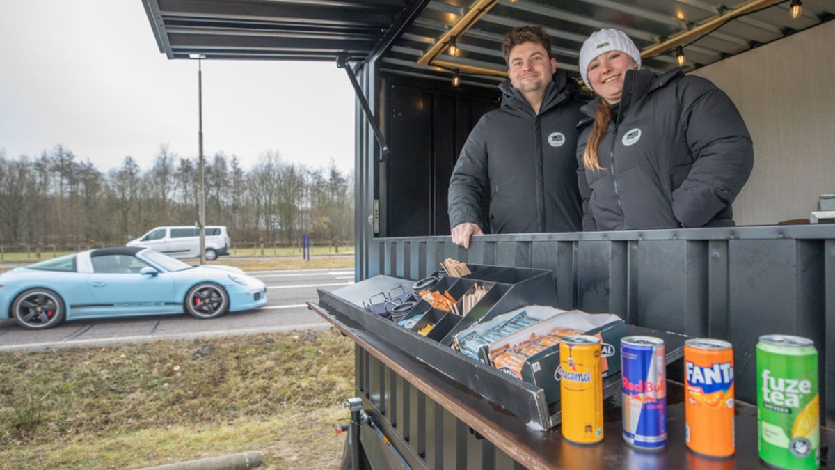 Met kopjes koffie en broodjes wil de provincie mensen verleiden om te autodelen