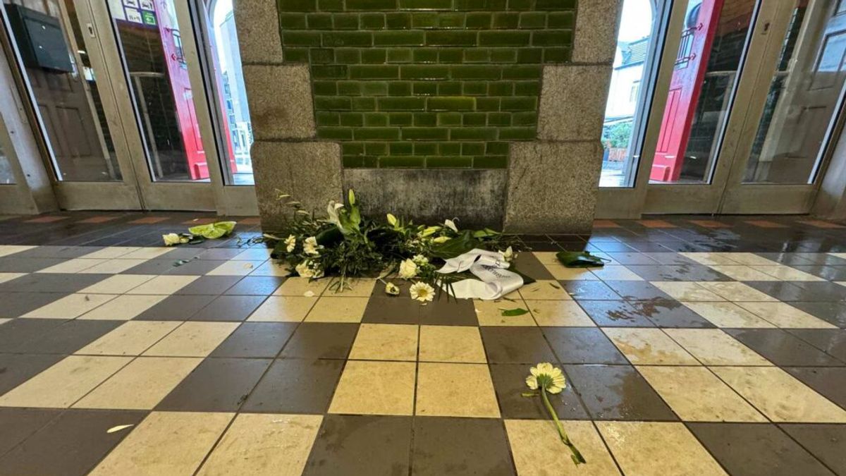 Herdenkingskrans station Weert vernield, gestolen in Roermond: 'Dit schokt ons diep'