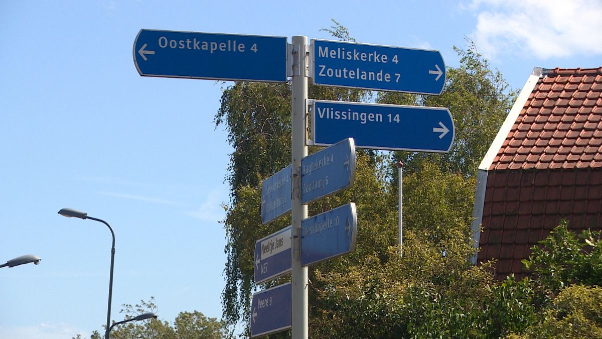 Grijpskerke zucht onder toeristische verkeersdrukte