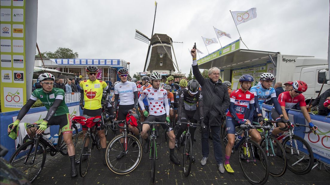 De start van Olympia's Tour in Hardenberg in 2017