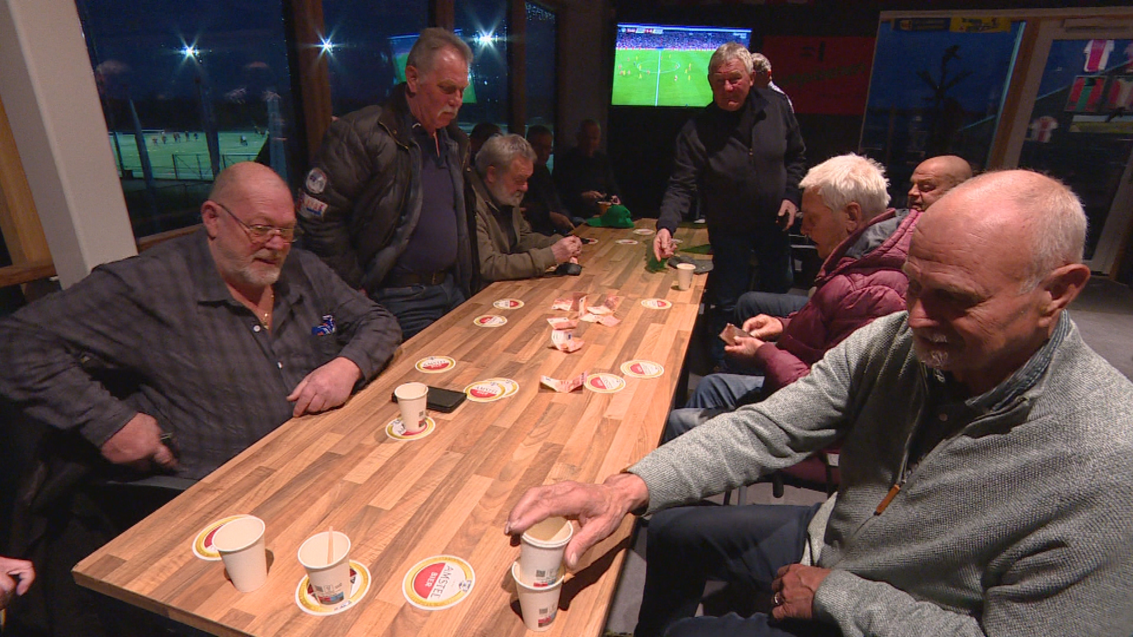 Even 'lappe' foar de mienskiplike pot