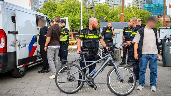 Vier personen aangehouden bij Zomercarnaval wegens vuurwapenbezit Home