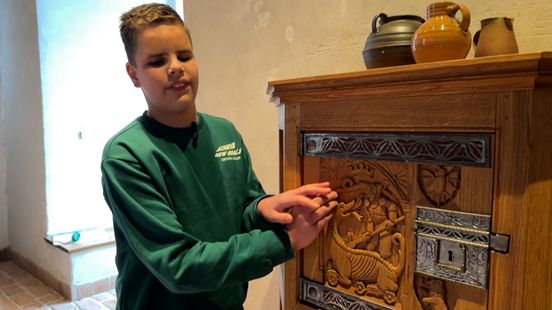 Mees (12) maakt kastelen toegankelijk voor blinden en slechtzienden
