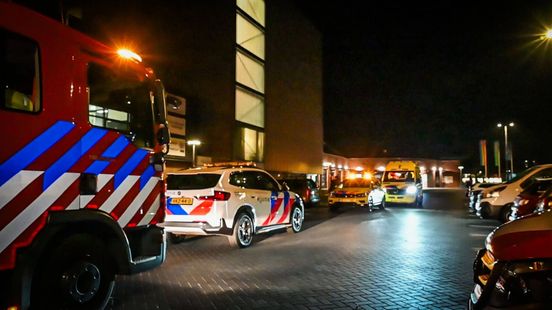 Ernstig ongeluk bij klimhal, persoon in vacuümmatras naar ziekenhuis