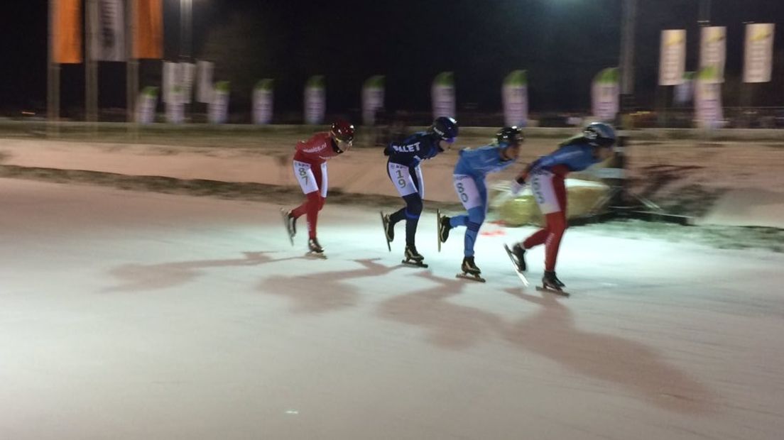 De kopgroep vlak voor de finish (Rechten: RTV Drenthe / Karin Mulder)