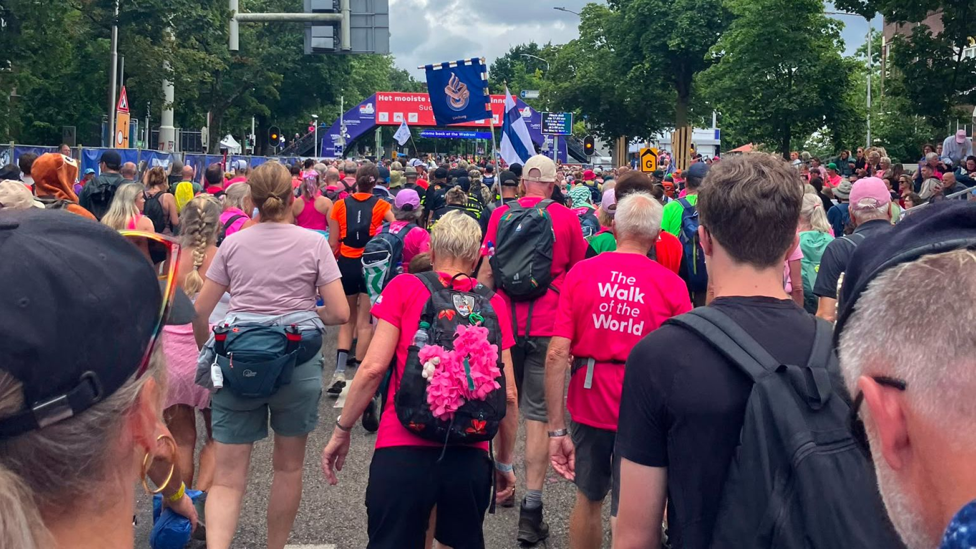 LIVESTREAM VIERDAAGSE | Komen alle lopers op tijd binnen?