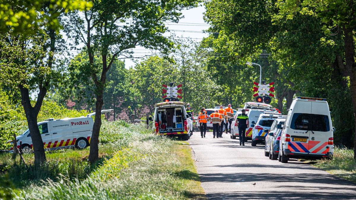 Treinen naar Leeuwarden rijden weer na aanrijding met fietser [update]