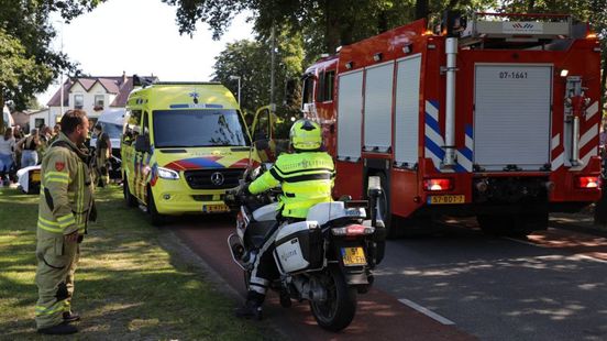 Problemen op A50 • aanrijding met graafmachine. Problemen op A50 • aanrijding met graafmachine.