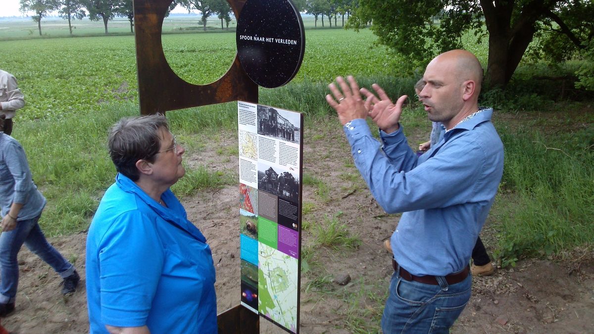 Wandelpad over spoorbaan Buinen - Exloo