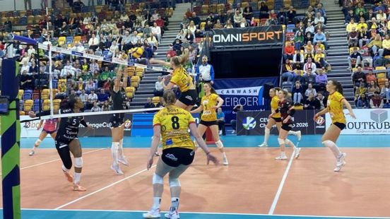 Luuk de Jong zwaar geblesseerd • Vrouwen Dynamo in Challenge Cup