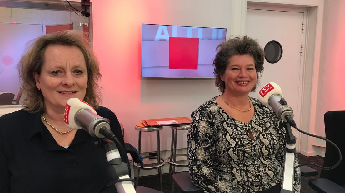 Directeur Hanneke Bruggeman van De Nieuwe Kolk (l) en horecaonderneemster Antje Dijkstra uit Assen (Rechten: RTV Drenthe/Margriet Benak)