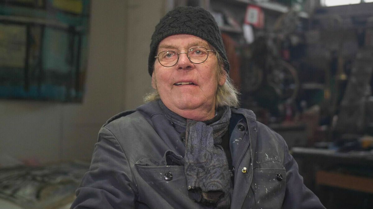 Harlinger kunstenaar Jan Roos is wereldberoemd in Fryslân, 