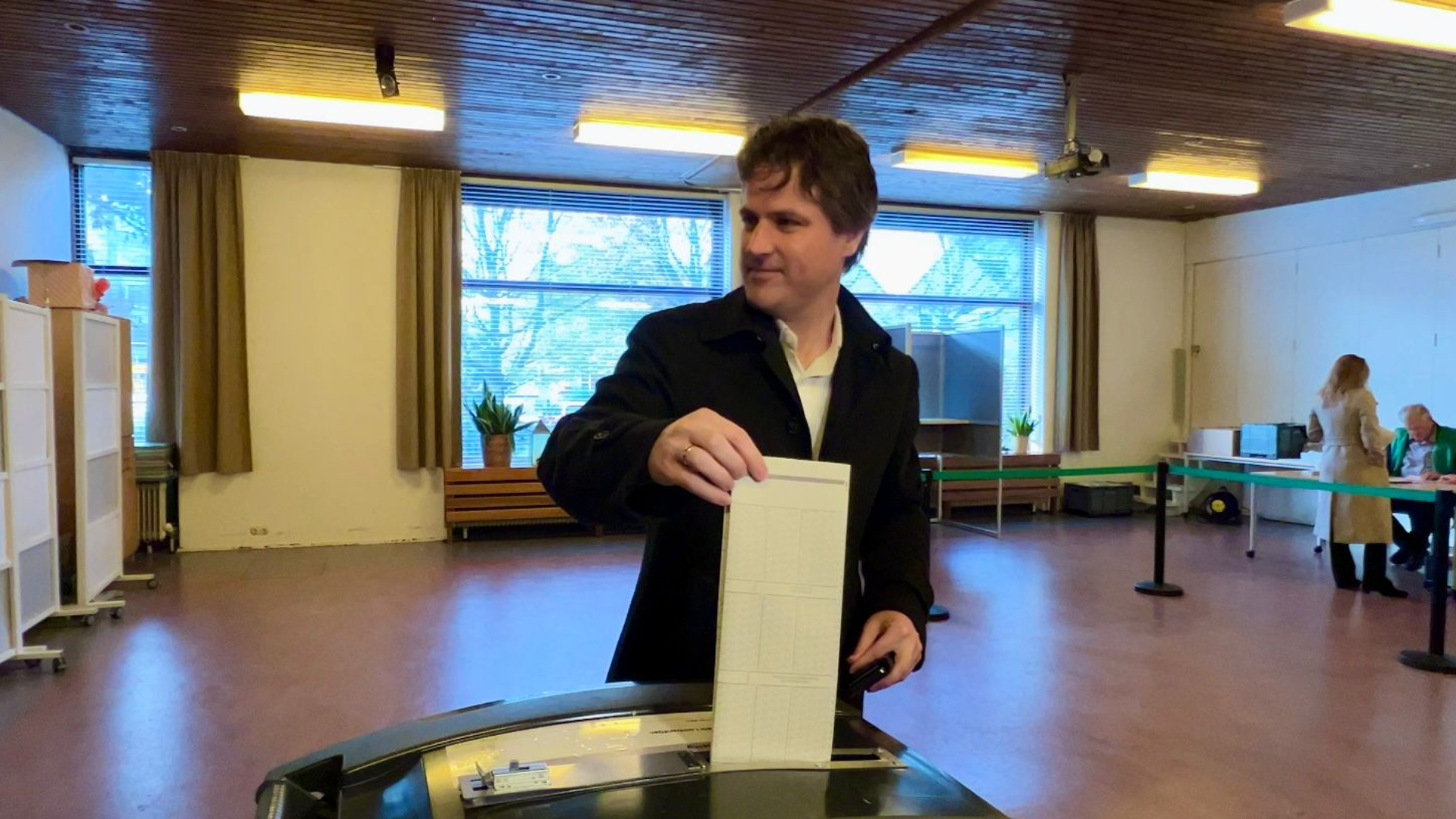 Bontenbal bracht zijn stem uit in de Johanneskerk.