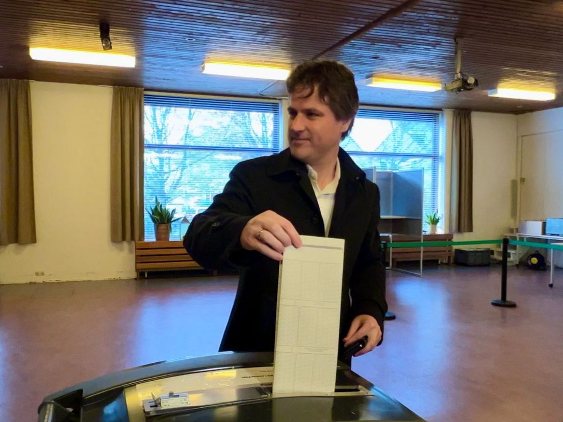 Bontenbal bracht zijn stem uit in de Johanneskerk.