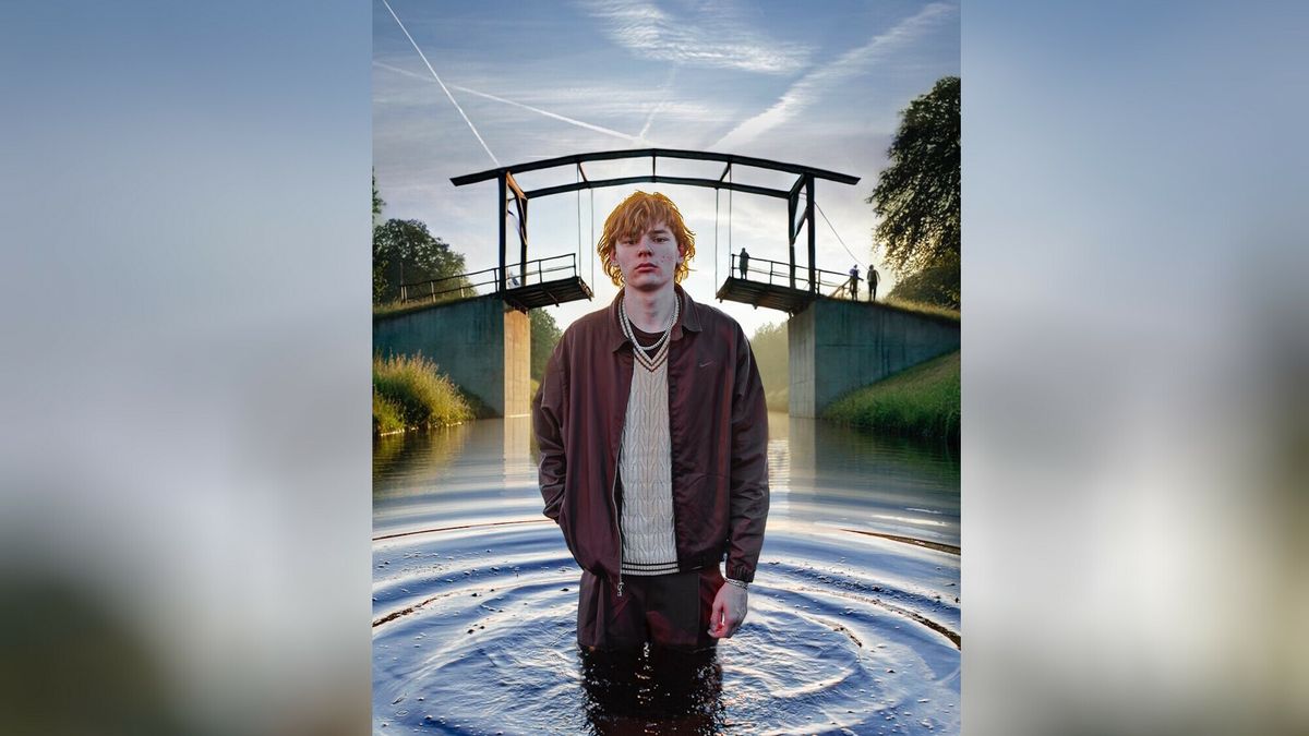 Roestvrij Theater brengt bevrijdingsverhaal tot leven met noodbrug over Dwingelder Stroom