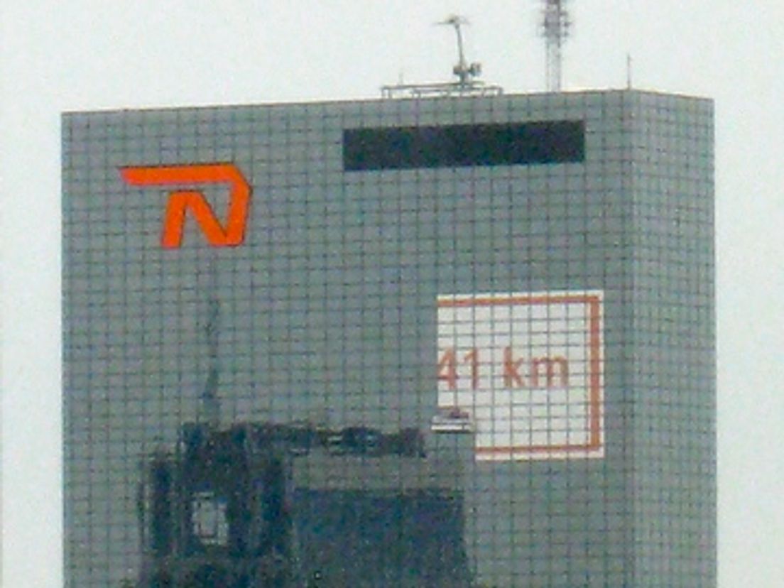 2010nnsticker.cropresize.tmp.jpg