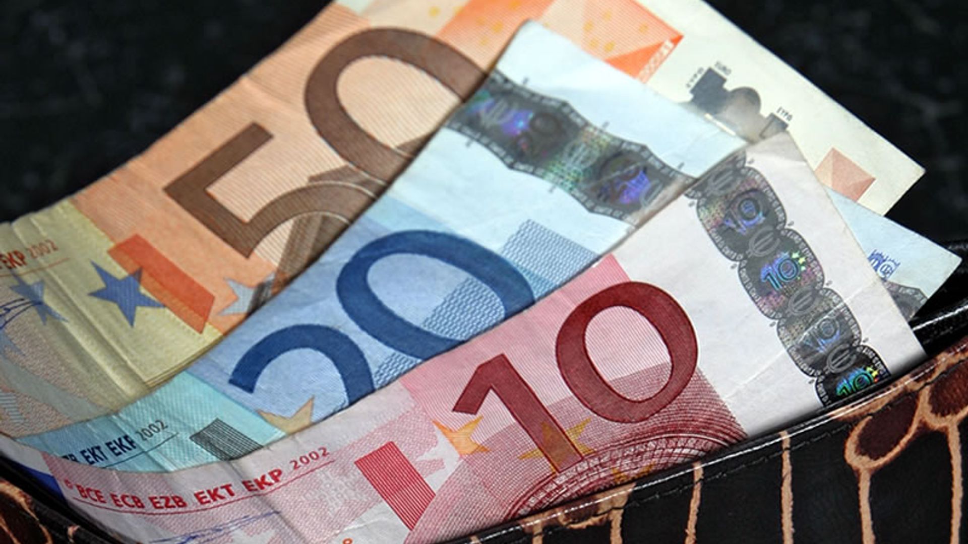 Oppositie in Rotterdam boos: 'Wie niets heeft, krijgt nog minder'