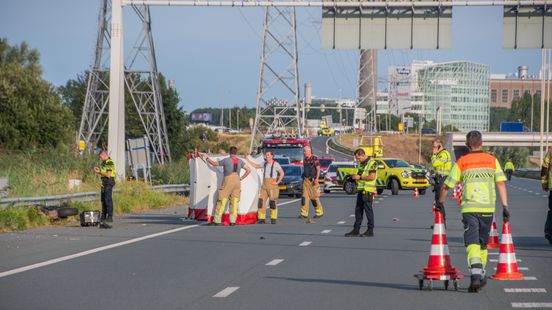 Parallelbaan A2 dicht na ernstig ongeluk met motorrijder Home