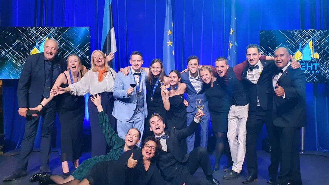 De studenten die tijdens de 34e editie van de Culinary Art Competition streden om de hoofdprijs