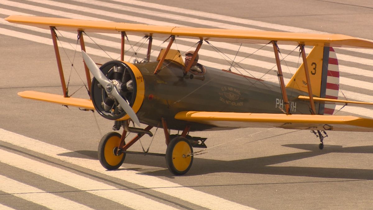 Leeuwarder modelvliegclub Aeria bestaat 75 jaar: 
