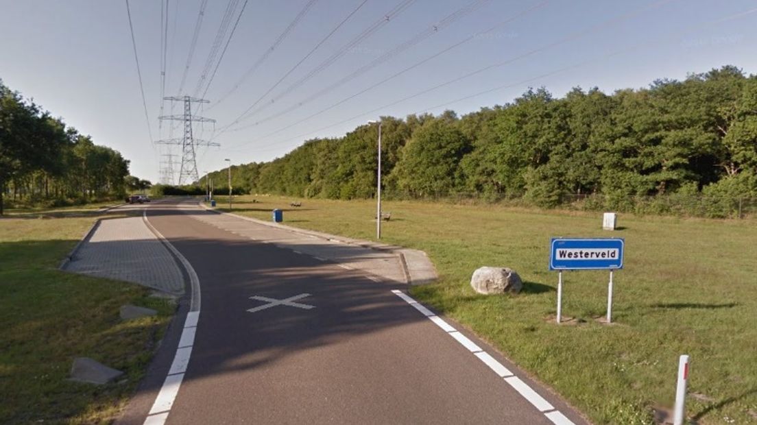 Bij parkeerplaats Westerveld heeft een man andere mannen bedreigd (Rechten: Google Streetview)