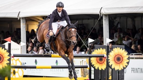 LIVE | kijk mee naar de Grote Prijs van Jumping Schröder Home