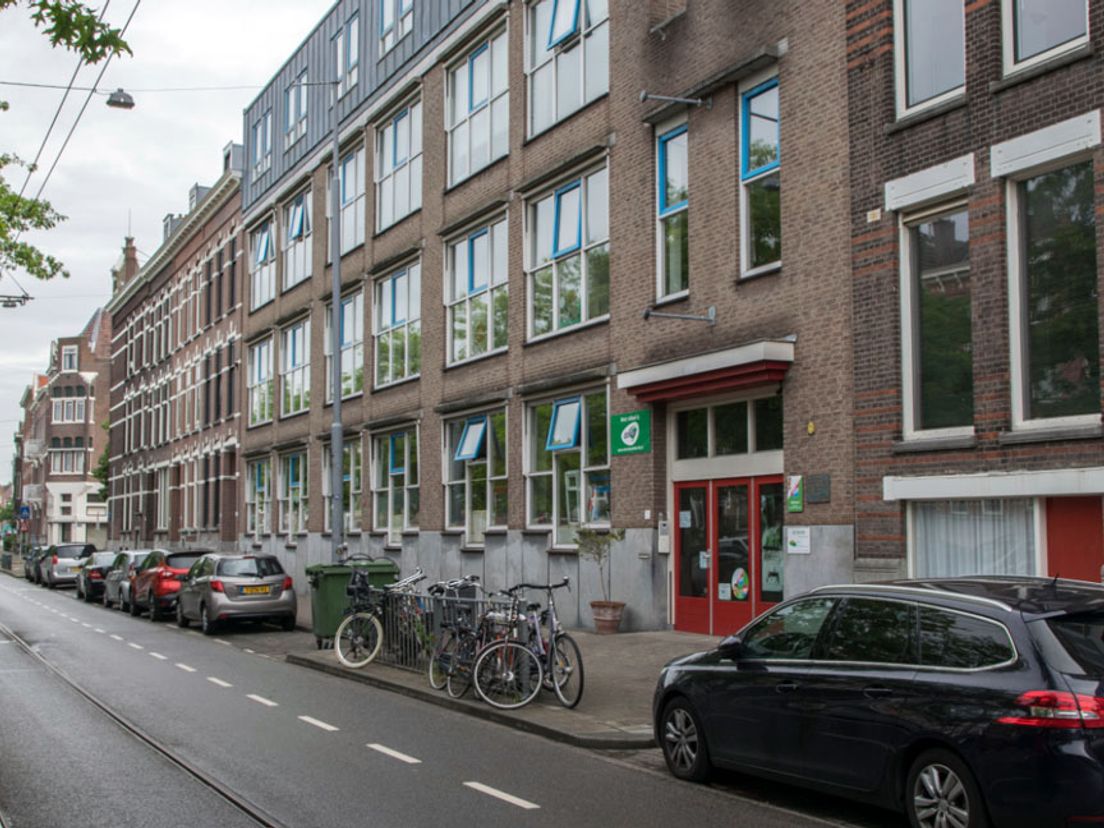 De Eloutschool aan de Claes de Vrieselaan.