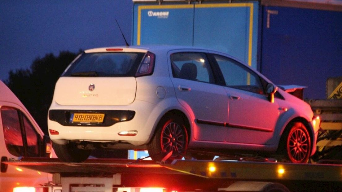 Auto reed achterop bedrijfsbusje