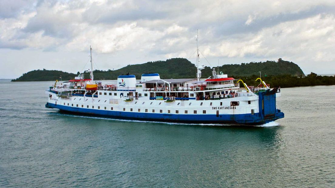 De voormalige psd-veerboot Margriet in Indonesië