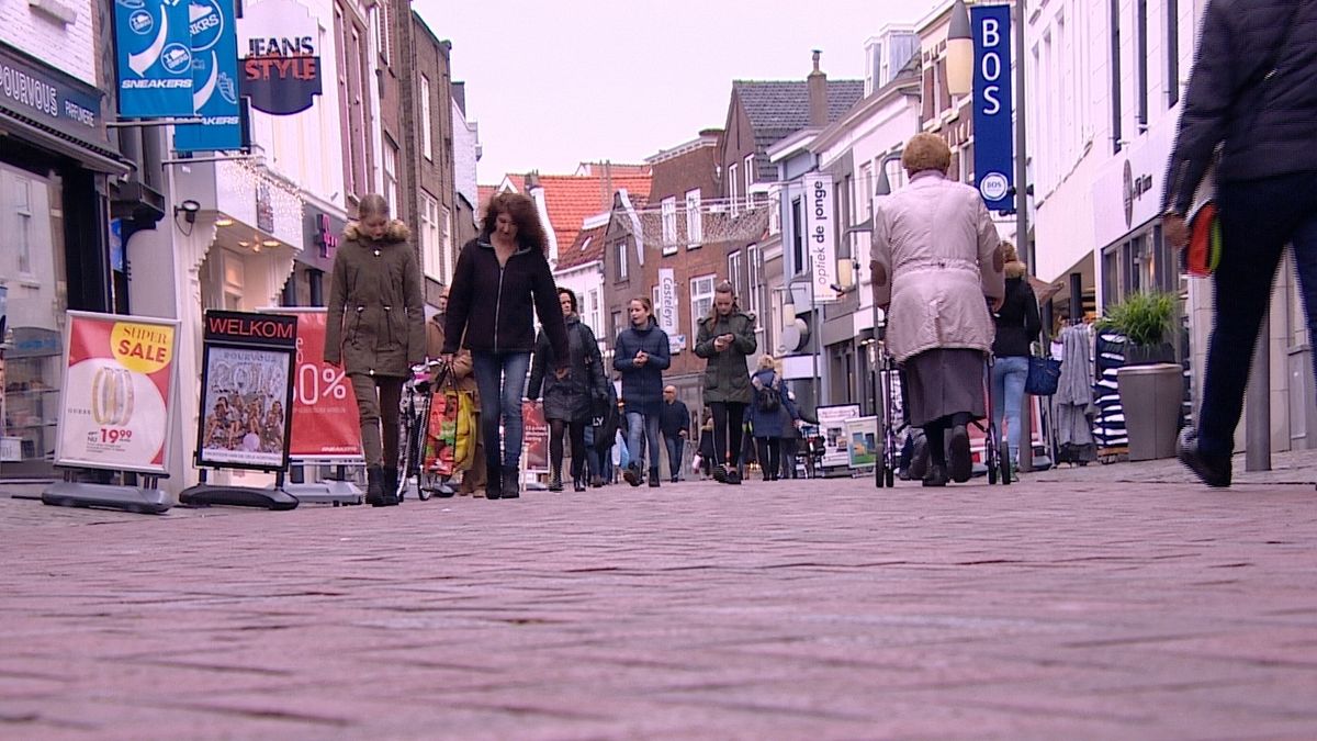 Winkels in Goes mogen voortaan op zondag open Omroep Zeeland