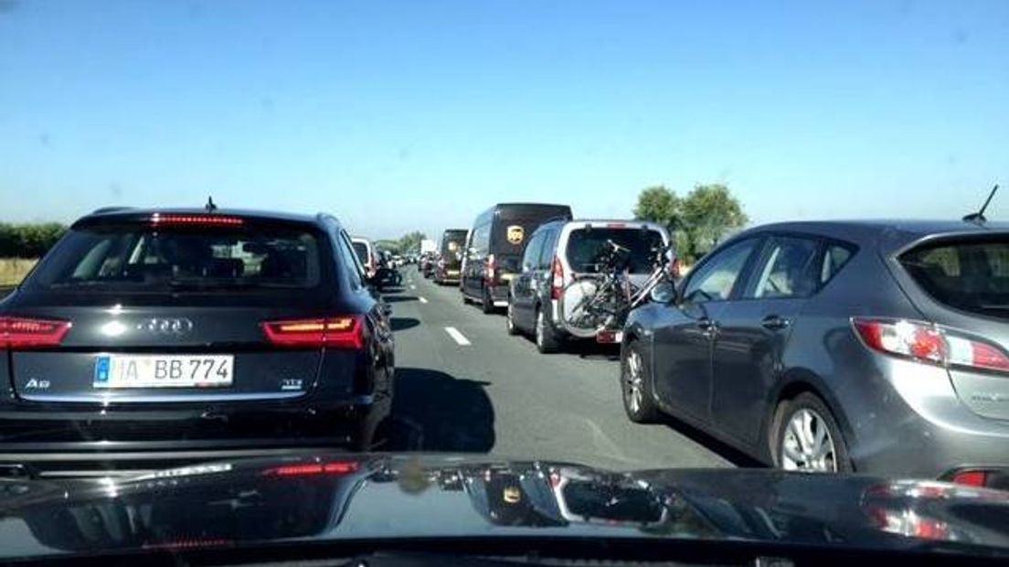 Zomerdrukte op Zeeuwse wegen