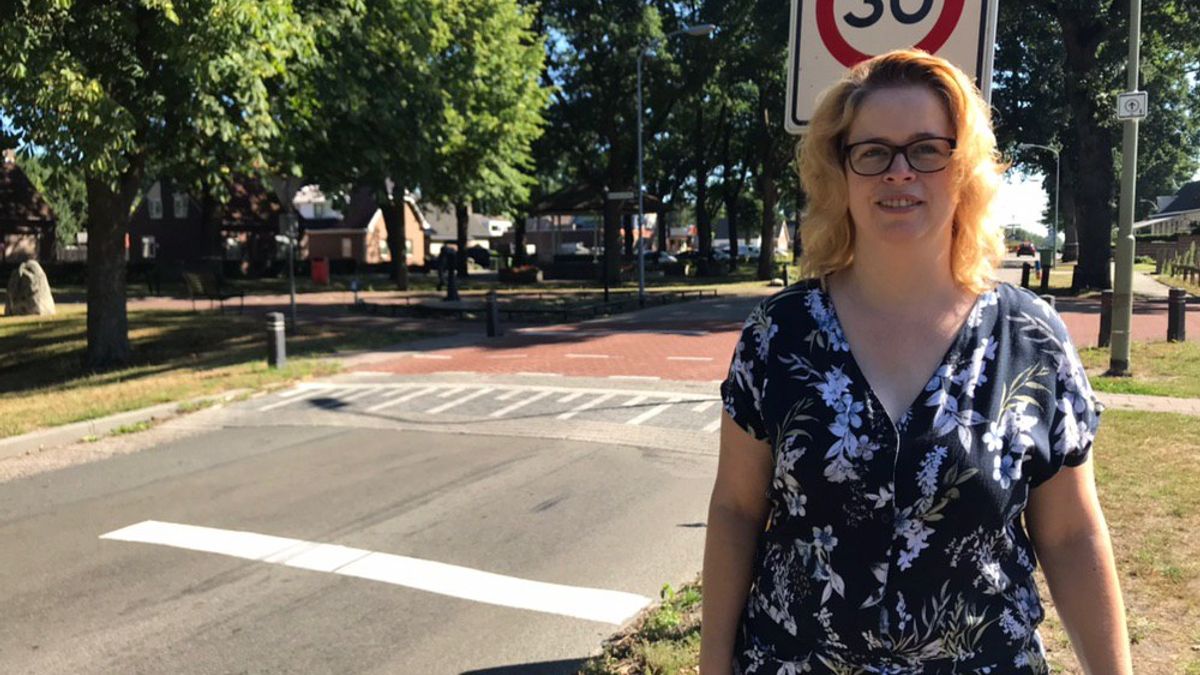 Tekort aan oversteekouders baart Nieuw-Dordrecht zorgen