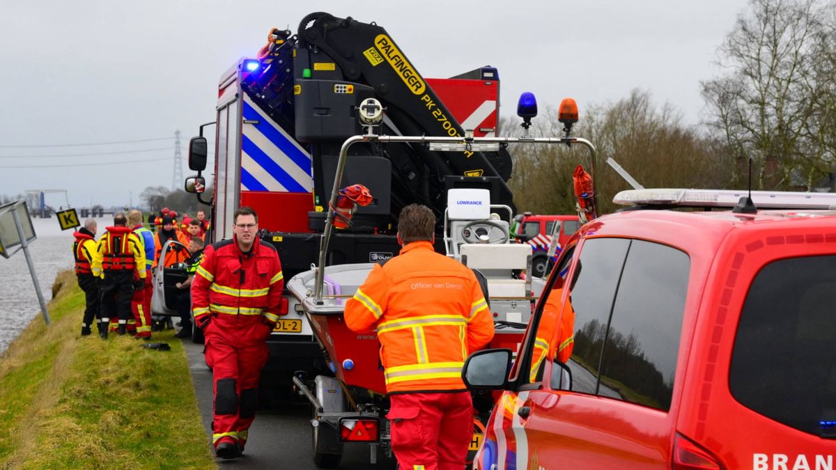112-nieuws: Overleden persoon aangetroffen in Eemskanaal bij Appingedam