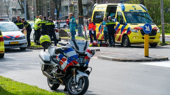 Voetganger aangereden in Utrecht, slachtoffer in kritieke toestand. Voetganger aangereden in Utrecht, slachtoffer in kritieke toestand.