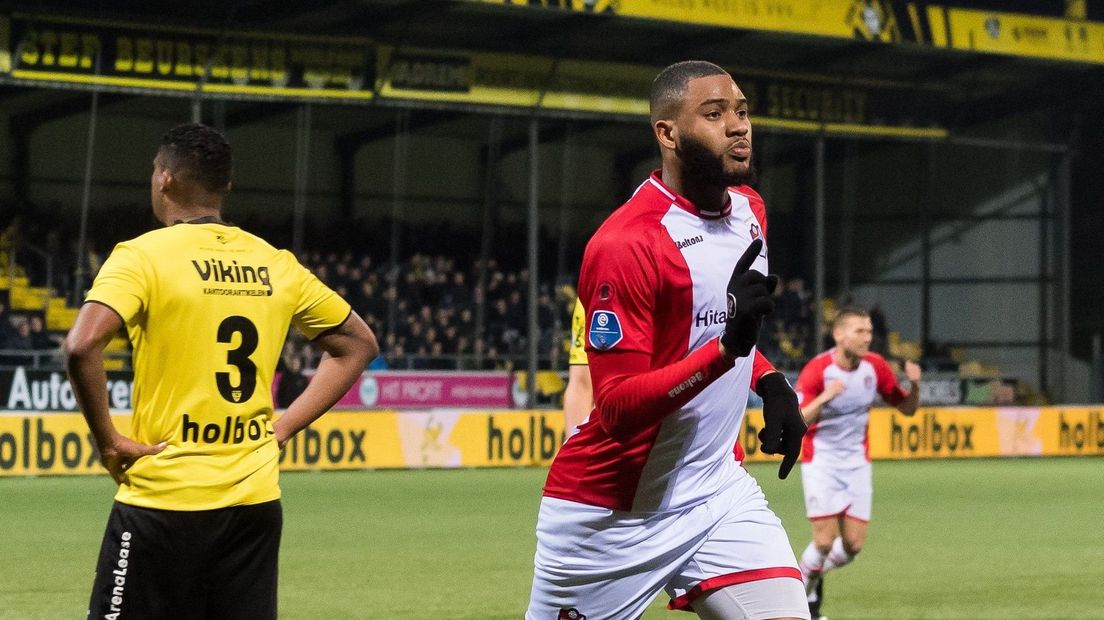 Jafar Arias na zijn treffer in Venlo tegen VVV in januari 2019 (Rechten: Hollandse Hoogte / Gerrit van Keulen)