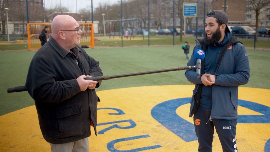 Fred Zuiderwijk gaat op zoek naar verhalen uit de wijk