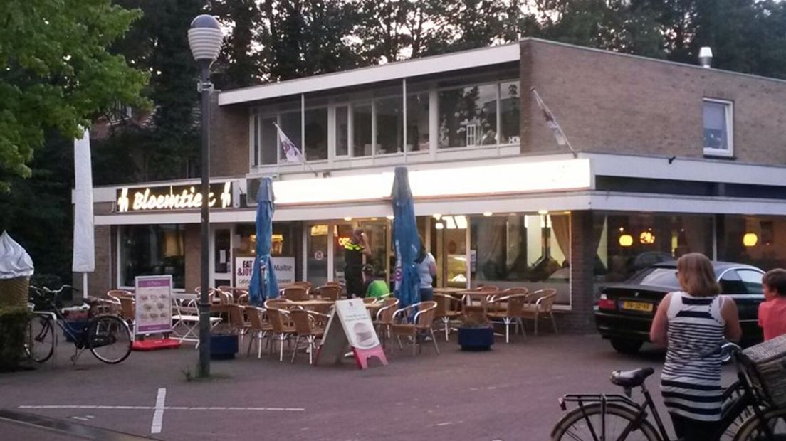 De cafetaria aan de Westerdorpsstraat werd op 14 augustus overvallen