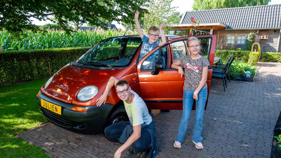 De nieuwe bolide in de achtertuin