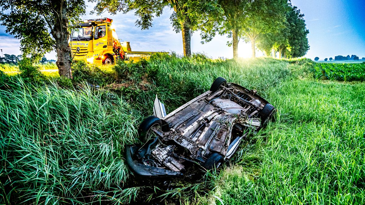 Dode bij ongeluk in buitengebied Kuinre, minderjarige bestuurder aangehouden
