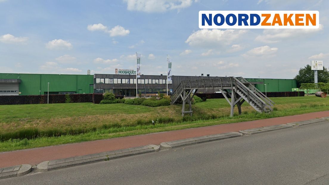 De destilleerderij van Hooghoudt in de stad Groningen