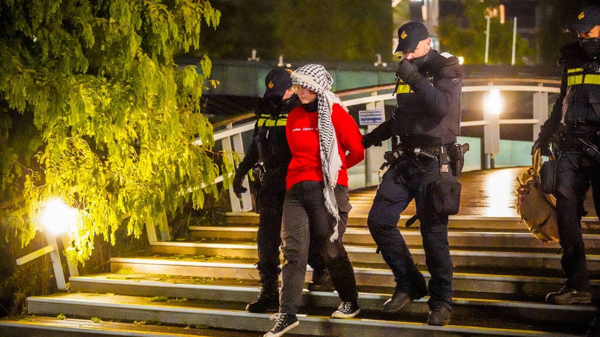 Vijf activisten vrijgelaten na bezetting Radboud Universiteit