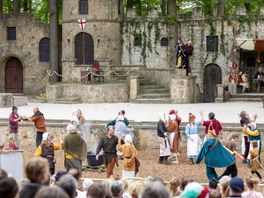 In beeld: theatervoorstelling Robin Hood in Hertme
