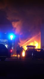 Brand bij autobedrijf Tynaarlo