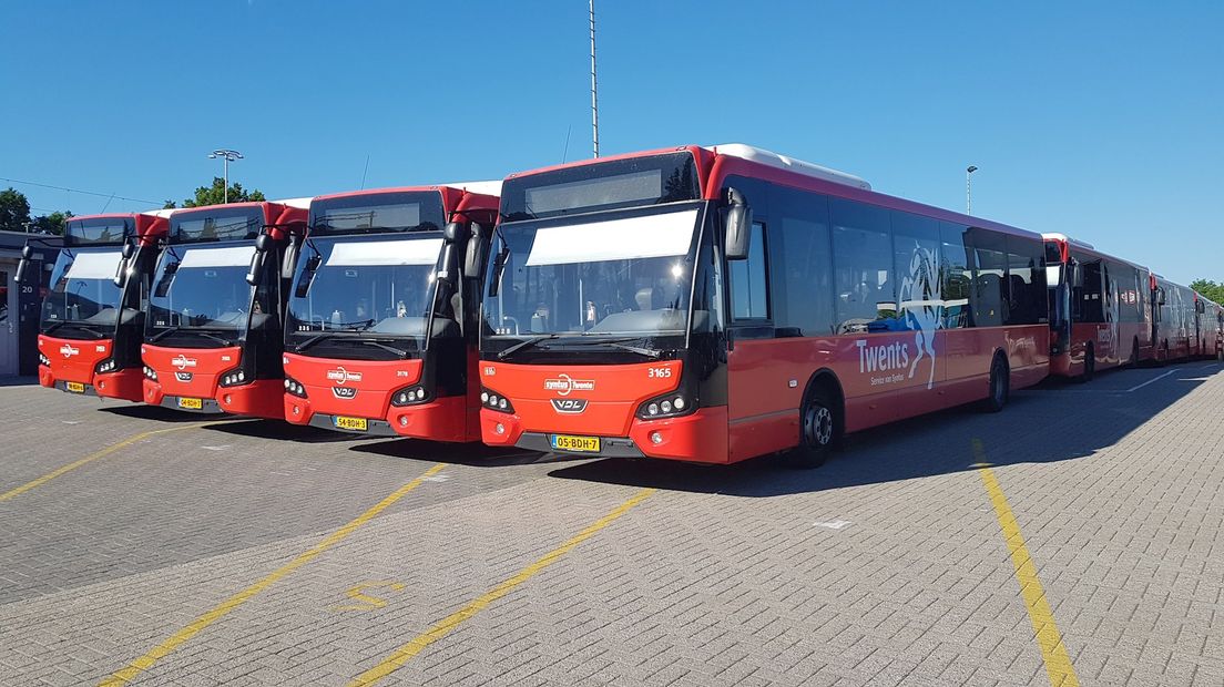 De bussen in Enschede staan stil