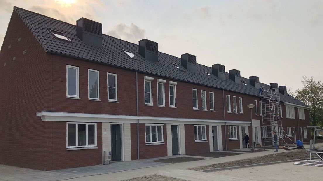 Een aantal nieuwe woningen in Opwierde-Zuid