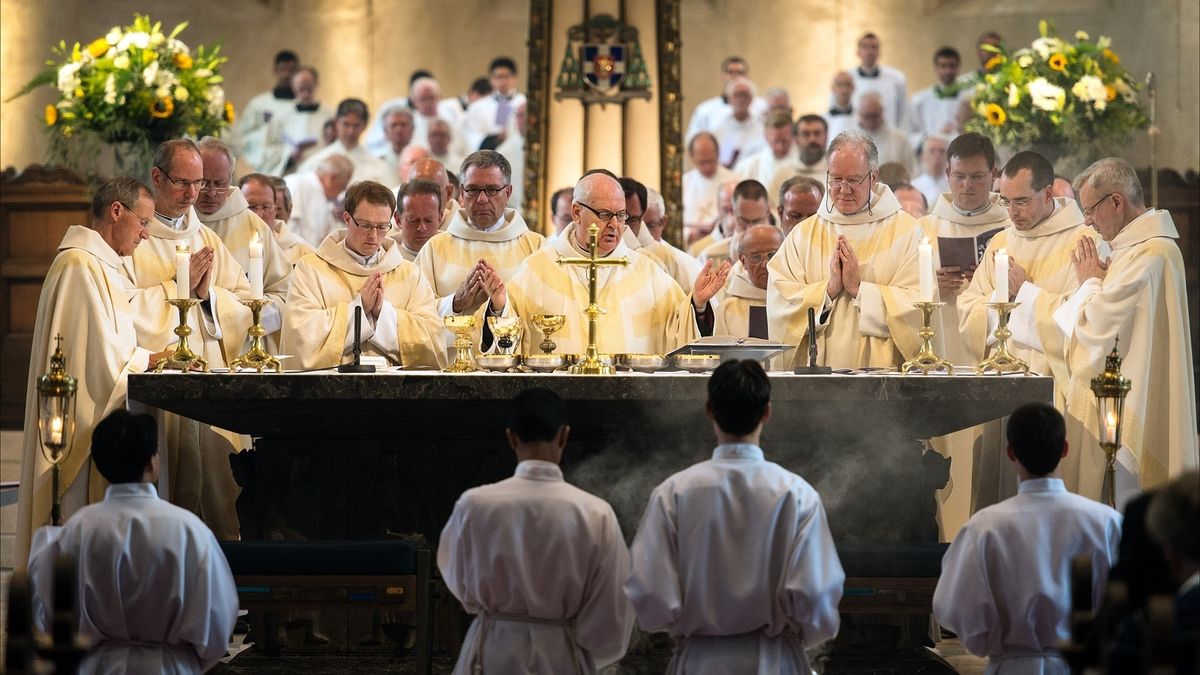 Lopend Vuur: Hemelvaartsdag is voor mij een dag met betekenis - RTV Noord