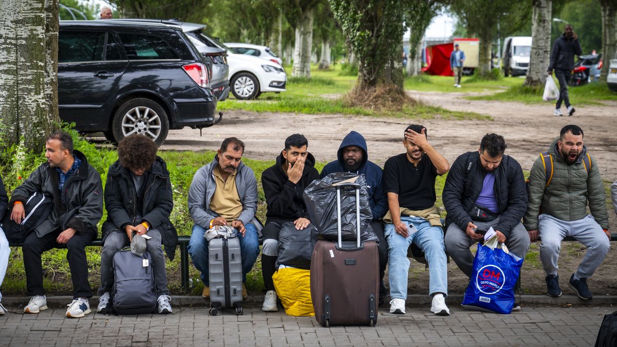Gemeenten kritisch op spreidingswet, Kolff waarschuwt: 'Westland is niet de laatste gemeente'