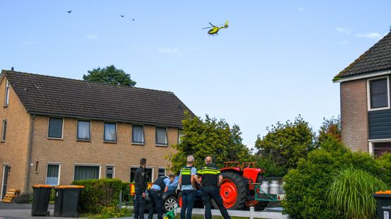 Gewonde bij ongeluk met oldtimertrekker in Hoogersmilde.